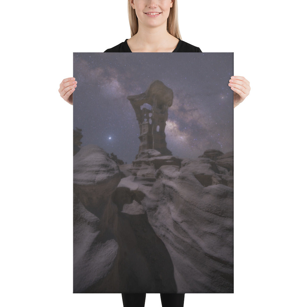 Alien Throne Night Canvas