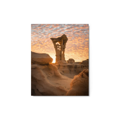 Alien Throne Sunset Metal