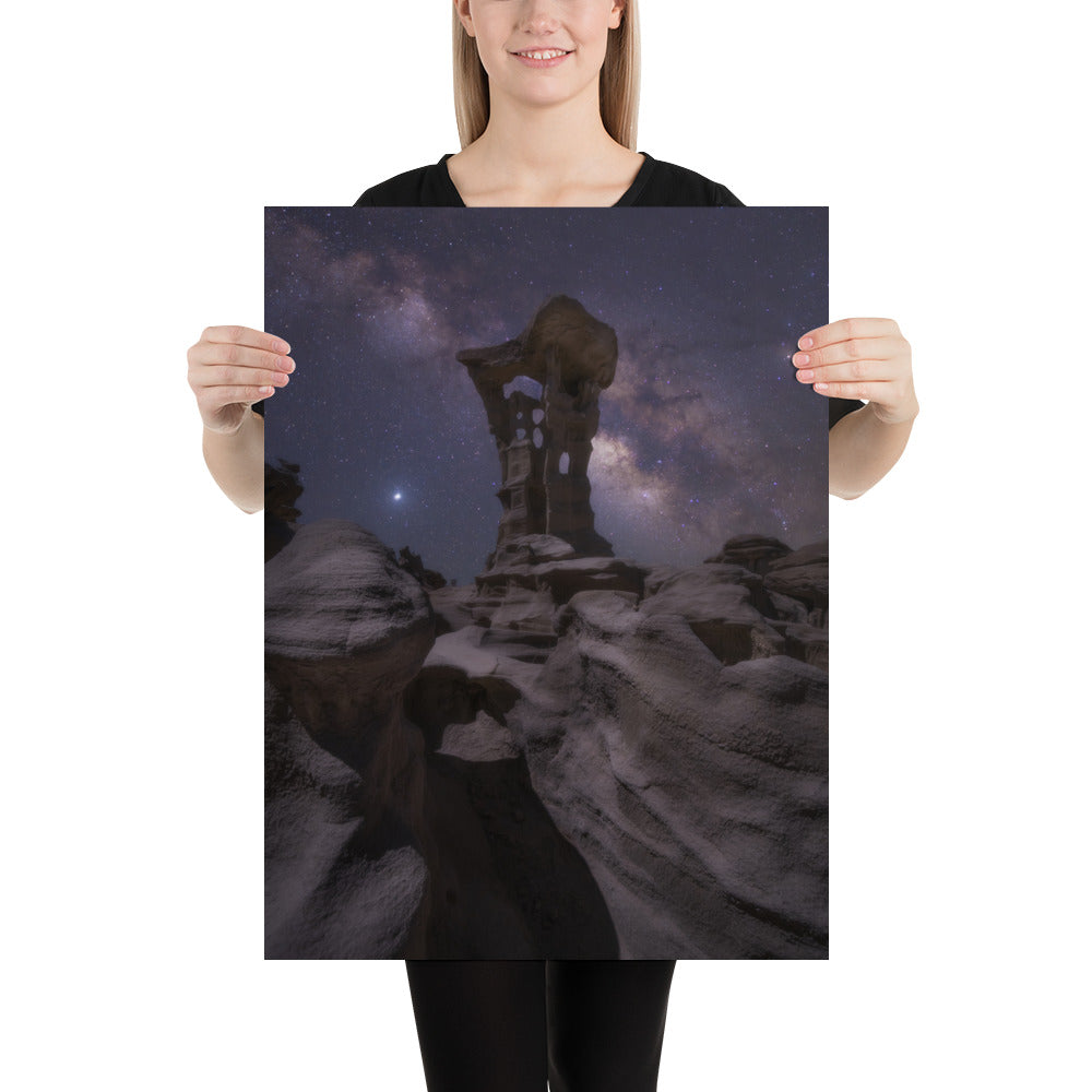 Alien Throne Night Luster